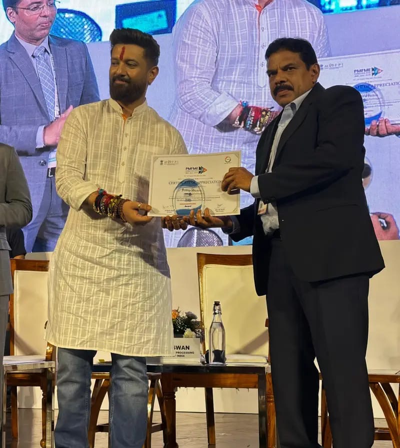 *प्रधानमंत्री सूक्ष्म खाद्य प्रसंस्करण उद्यम उन्नयन योजना में उत्कृष्ट कार्य के लिए मुरारी साय पैंकरा सम्मानित*