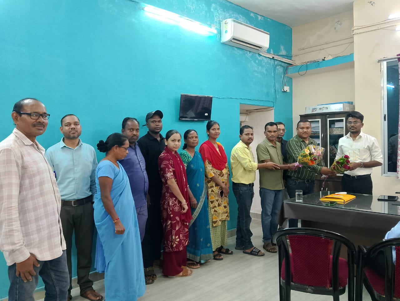 पत्थलगांव में पहली बार आई.ए.एस अधिकारी बने एस.डी.एम, क्षितिज गुरभेले ने संभाला कार्यभार