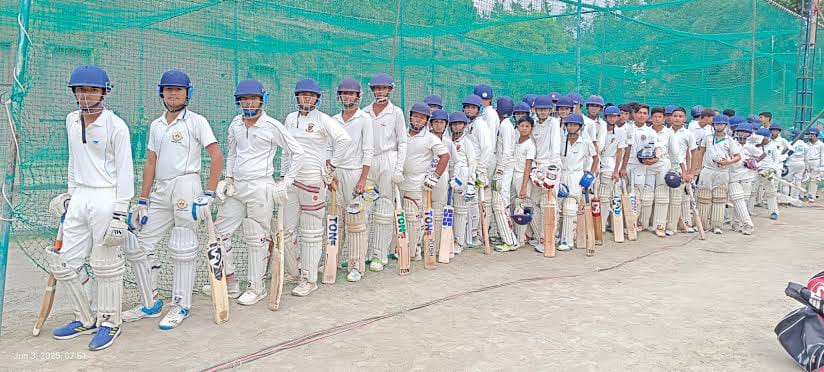 सरगुजा संभाग स्तरीय शिक्षक ड्यूज बॉल क्रिकेट टीम के गठन हेतु ट्रायल आयोजित